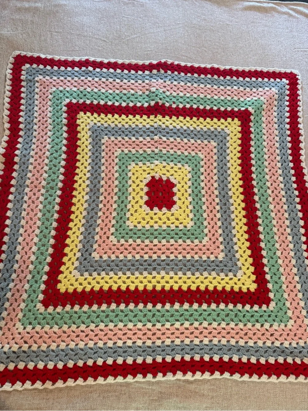 Vintage Crochet Afghan Granny Square‎ Lap Blanket Baby Blanket